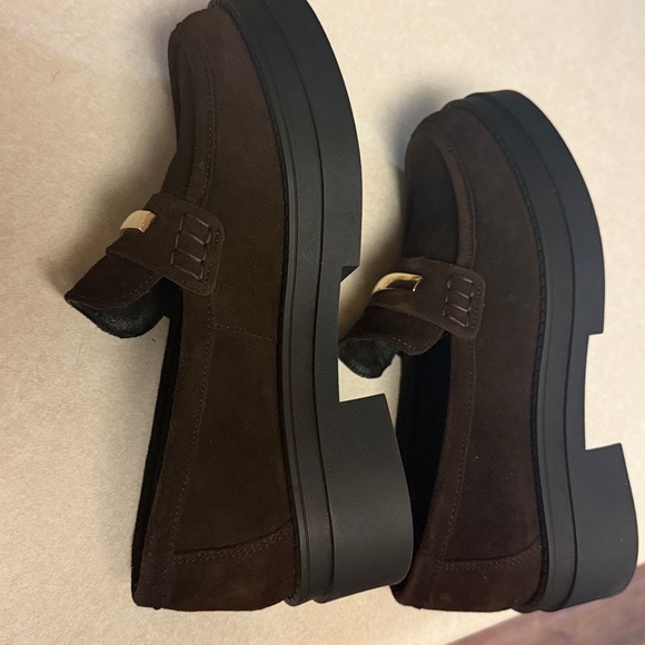 Steve Madden 6 1/2 Brown Suede Loafers - Picture 4 of 8